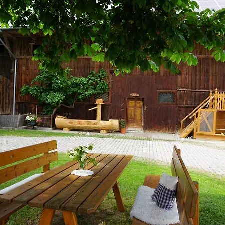 Daire Ferien Am Land - Waldbauer *